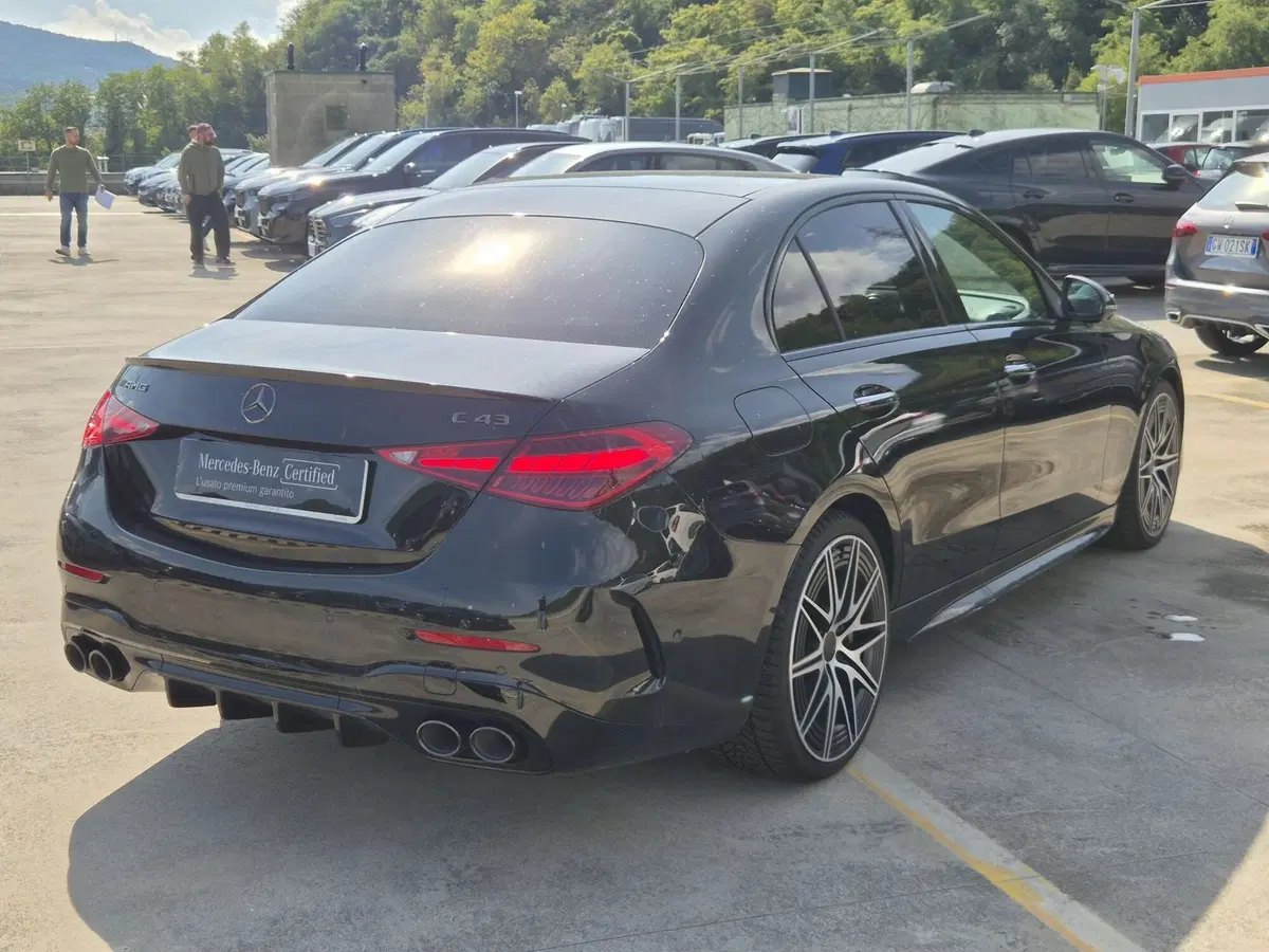 Mercedes-Benz Classe C usata a Torino (4)