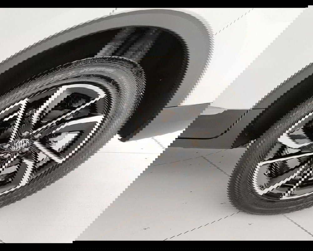 Mg ZS usata a Caserta (11)