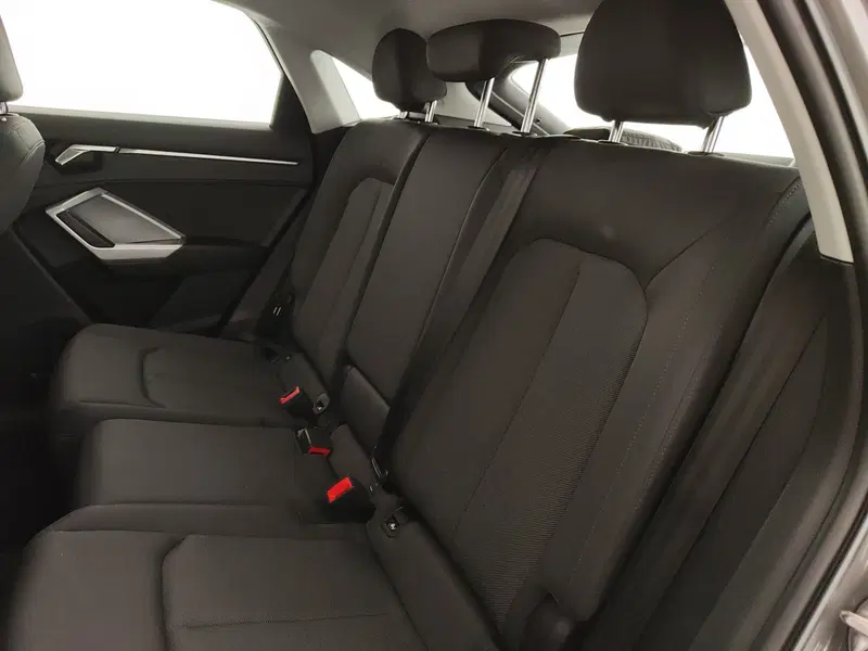 Audi Q3 Sportback usata a Caserta (19)