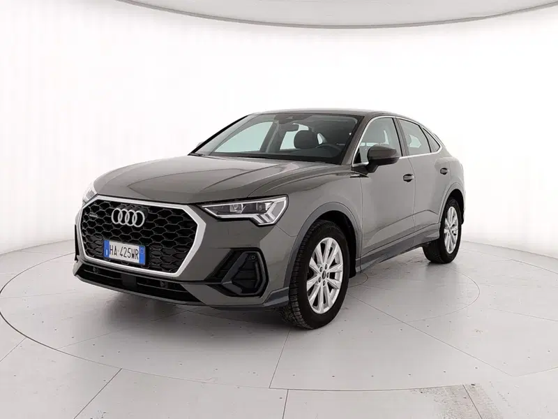 Audi Q3 Sportback usata a Caserta (3)