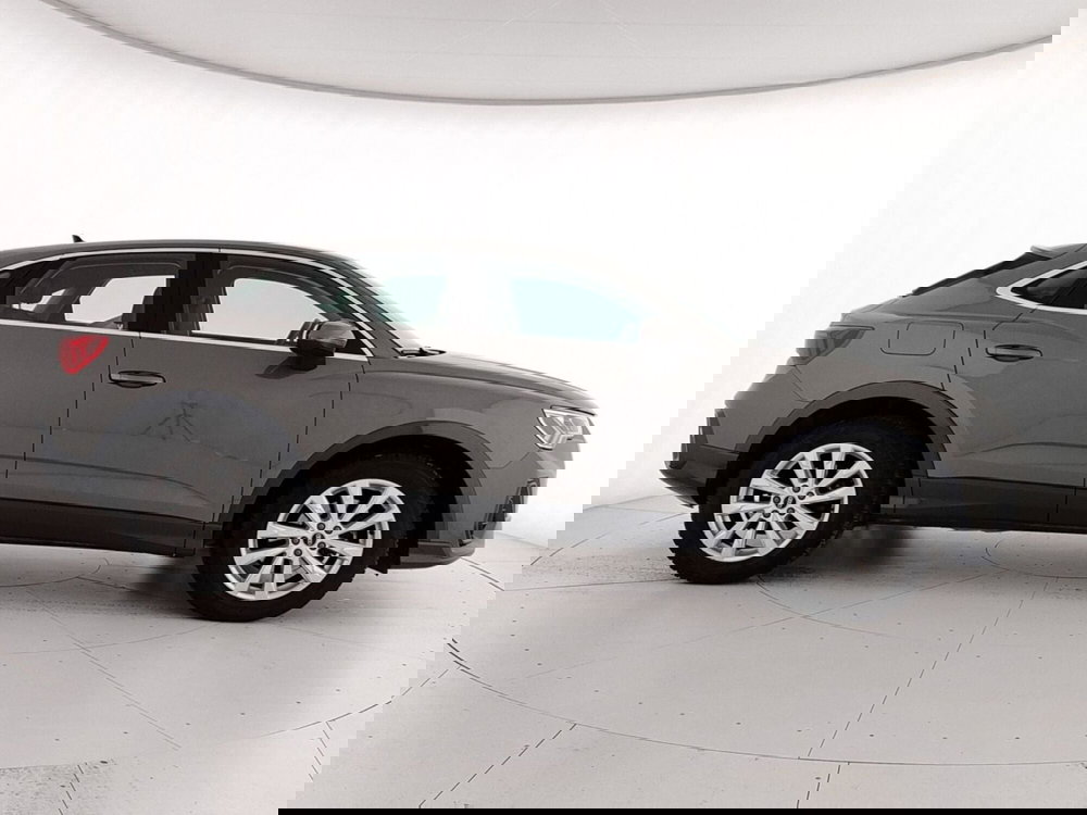 Audi Q3 Sportback usata a Caserta (7)