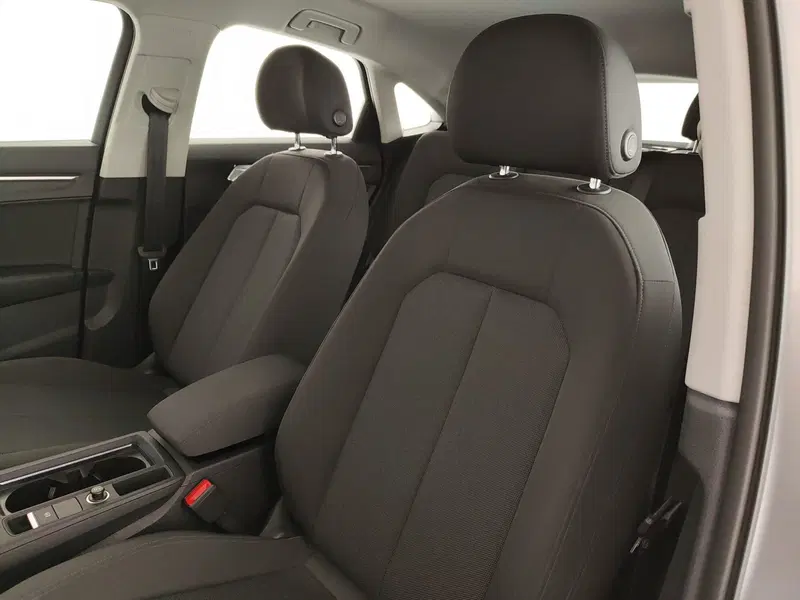 Audi Q3 Sportback usata a Caserta (17)