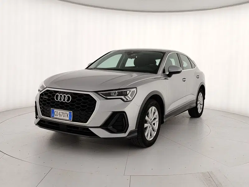 Audi Q3 Sportback usata a Caserta (3)