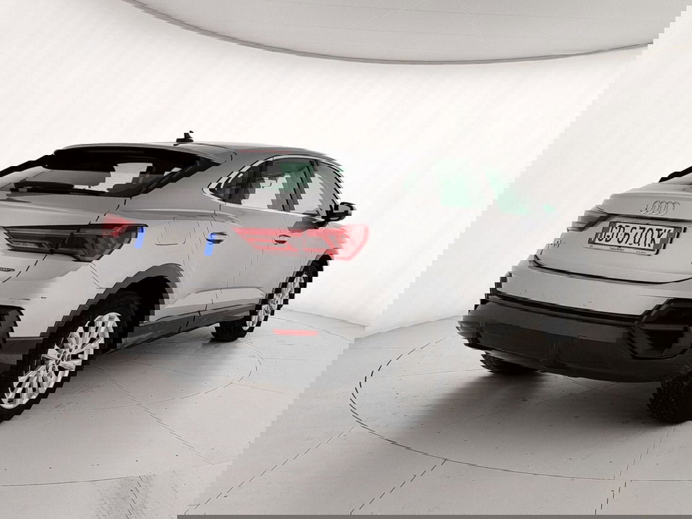 Audi Q3 Sportback usata a Caserta (6)