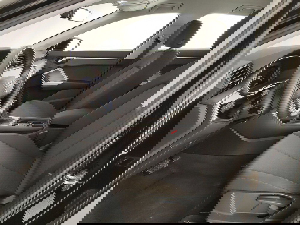 Audi Q3 Sportback usata a Caserta (16)