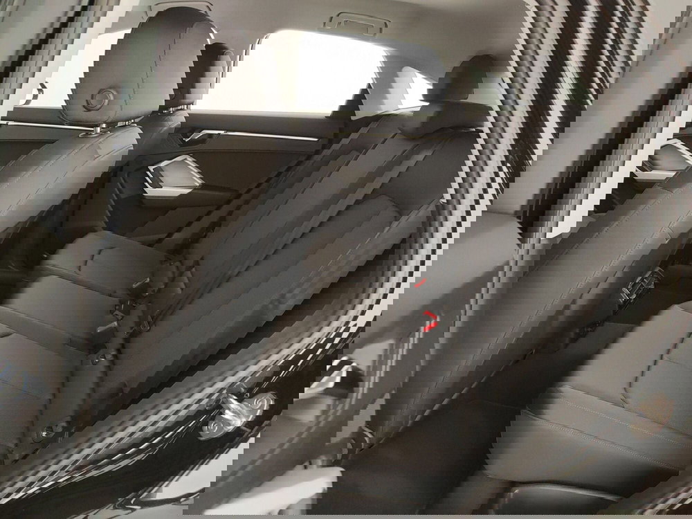 Audi Q3 Sportback usata a Caserta (18)