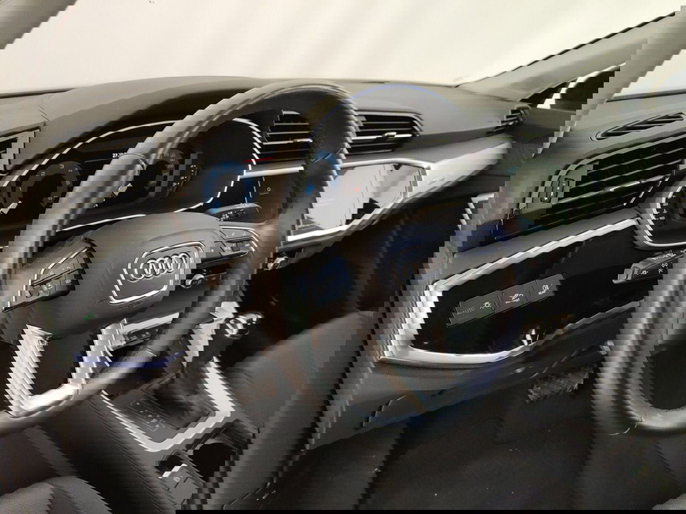 Audi Q3 Sportback usata a Caserta (20)