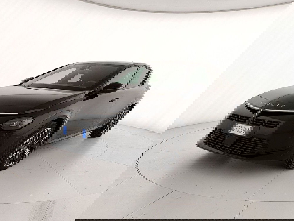 Lancia Ypsilon usata a Caserta (3)