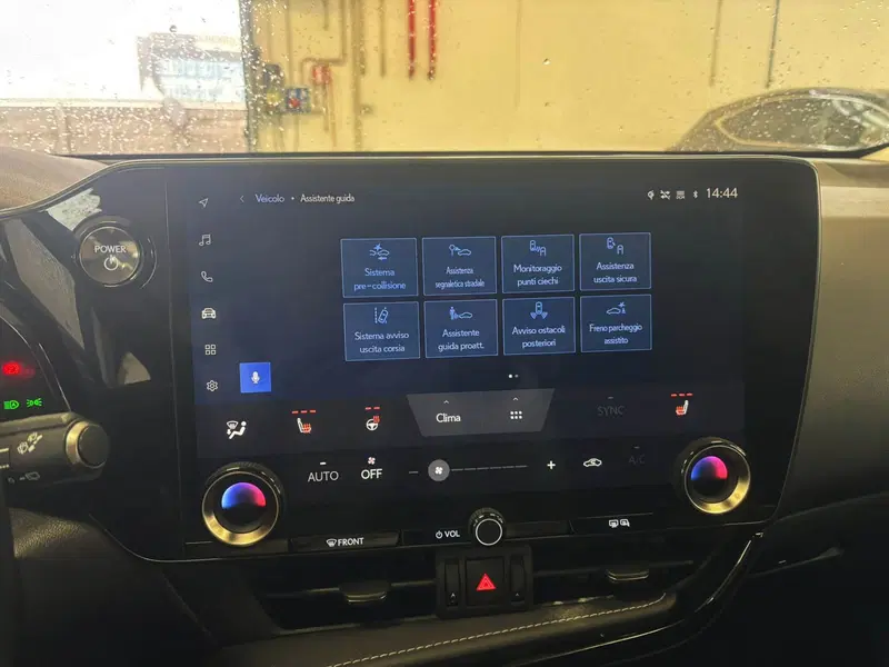 Lexus NX usata a Venezia (14)
