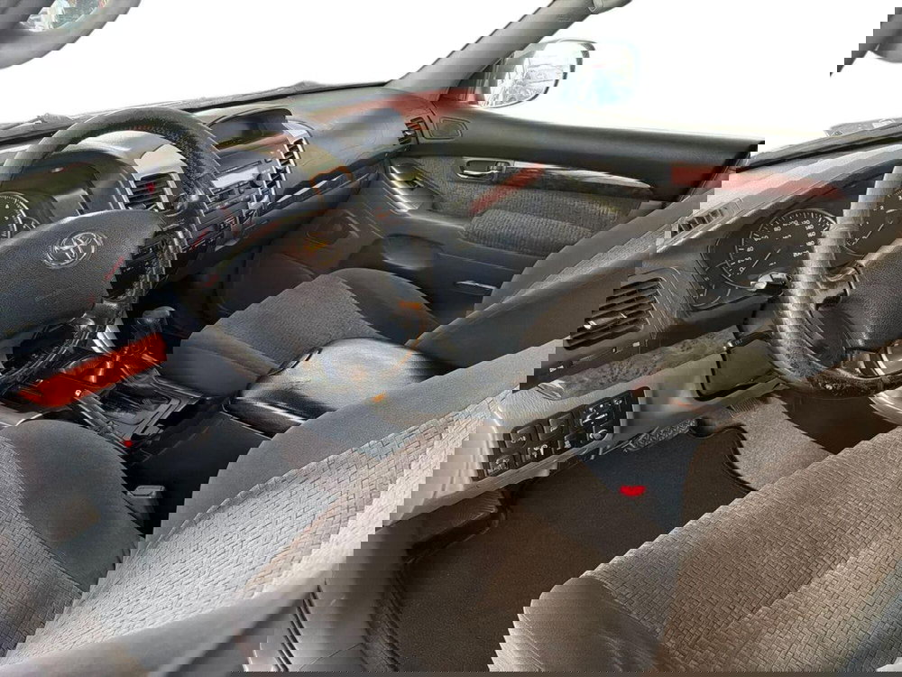 Toyota Land Cruiser usata a Catania (7)