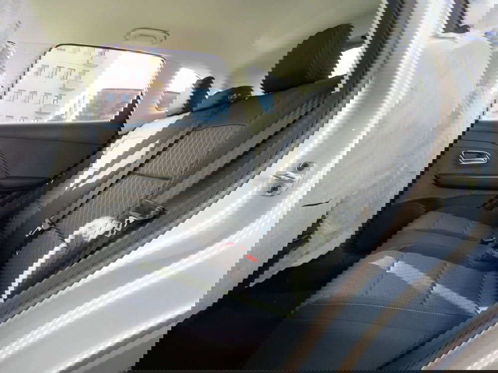 Mg ZS nuova a Monza e Brianza (12)