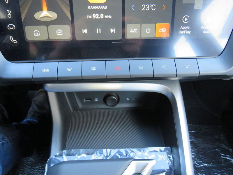 Mg ZS nuova a Monza e Brianza (14)