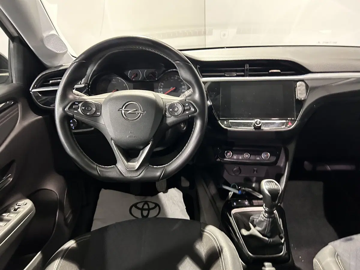 Opel Corsa usata a Milano (11)