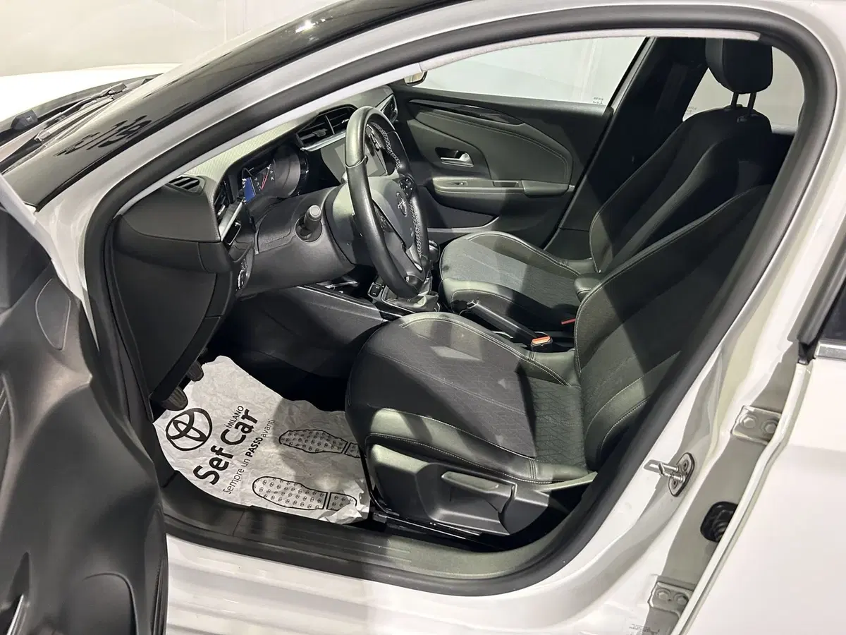 Opel Corsa usata a Milano (12)