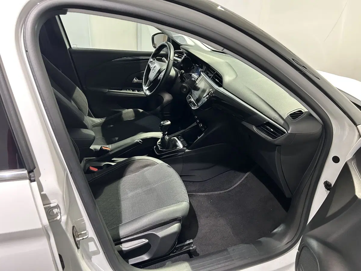 Opel Corsa usata a Milano (13)