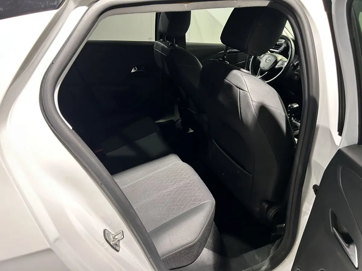 Opel Corsa usata a Milano (14)