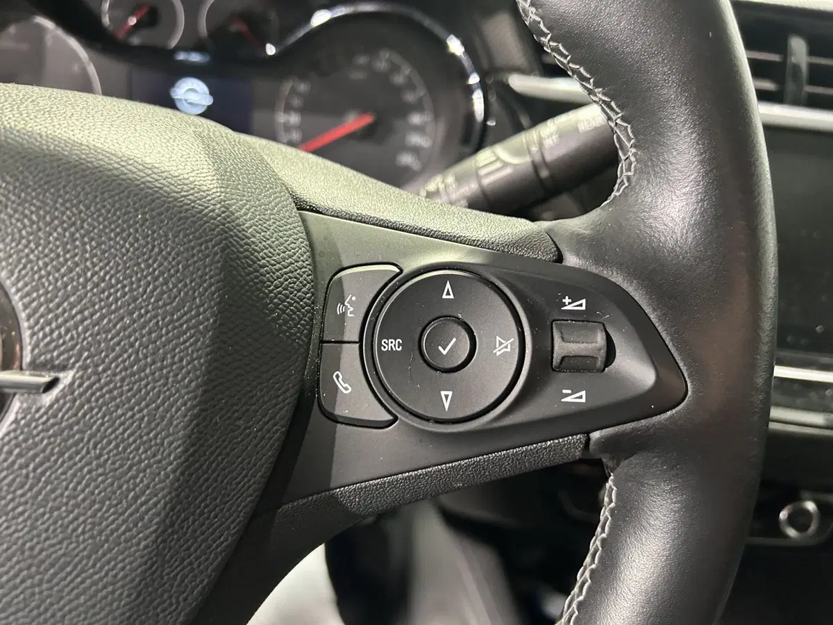 Opel Corsa usata a Milano (17)