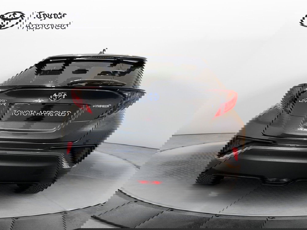 Toyota Toyota C-HR usata a Milano (4)