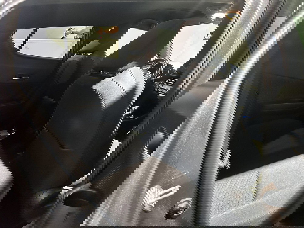 Toyota Toyota C-HR usata a Milano (7)