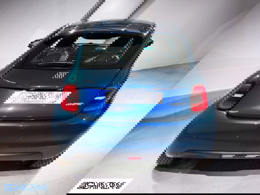 Fiat 500 nuova a Bergamo (6)