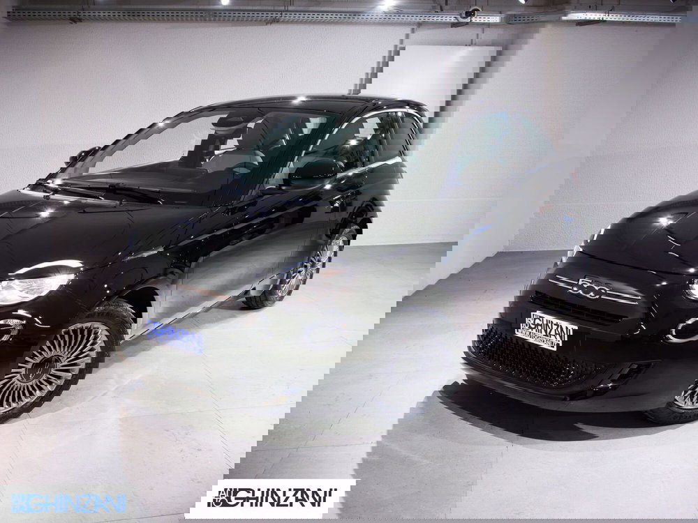 Fiat 500 nuova a Bergamo (3)