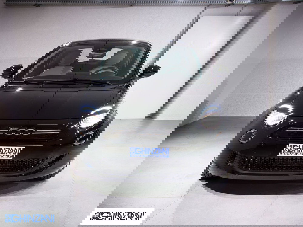 Fiat 500 nuova a Bergamo (4)