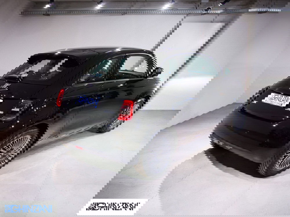 Fiat 500 nuova a Bergamo (7)