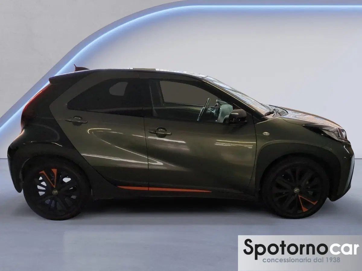 Toyota Aygo X usata a Milano (3)