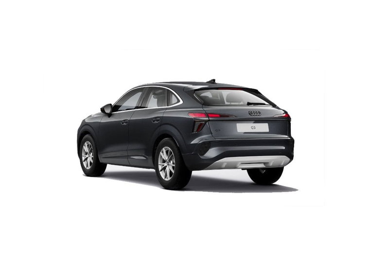 Audi Q3 Sportback nuova a Chieti (3)