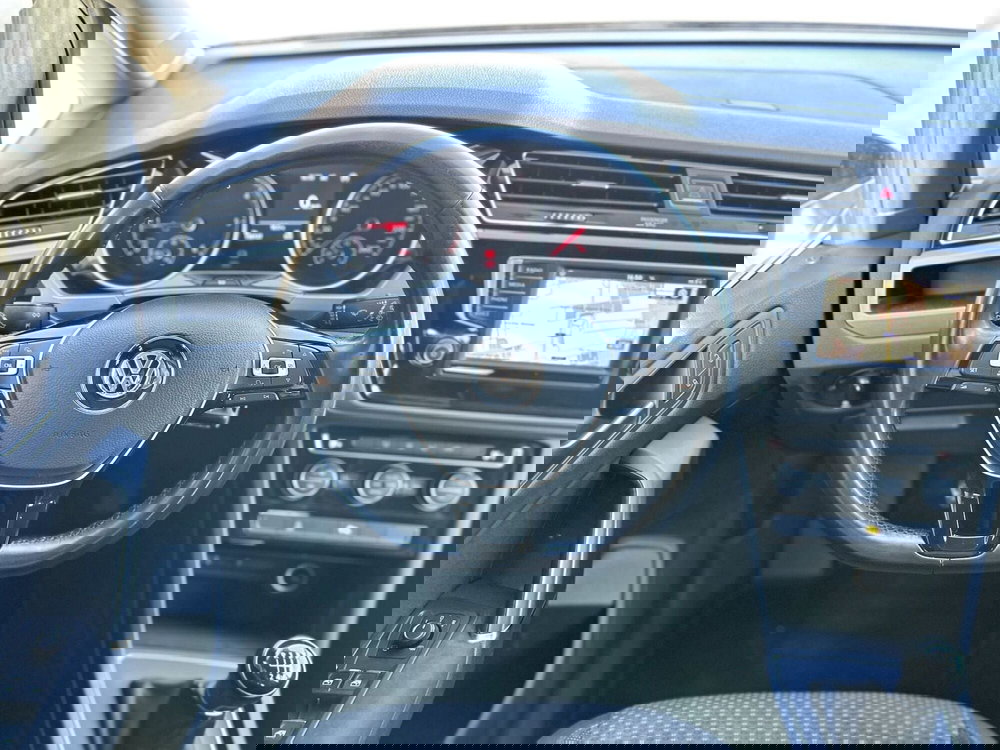 Volkswagen Touran usata a Monza e Brianza (10)