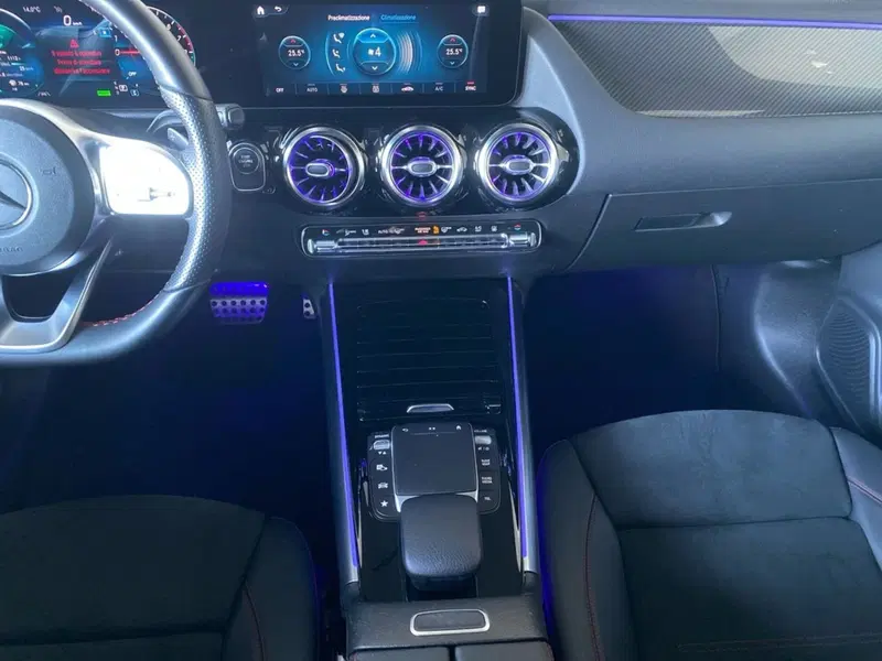Mercedes-Benz GLA SUV usata a Bergamo (14)