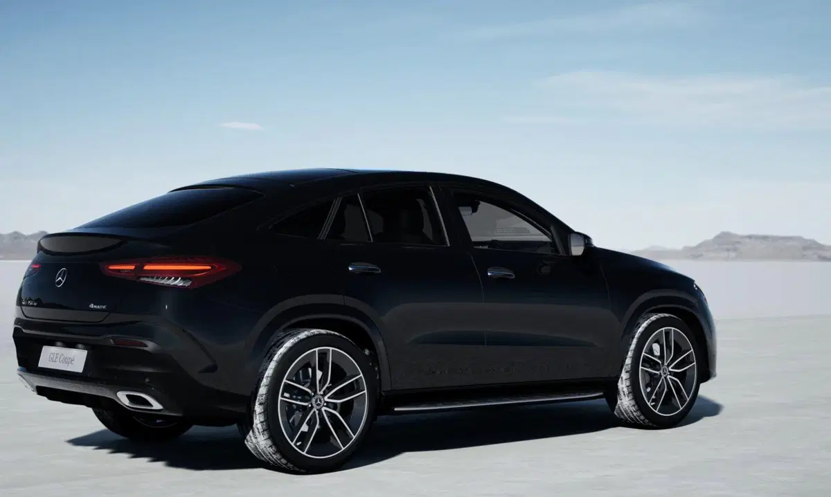 Mercedes-Benz GLE SUV nuova a Bergamo (3)
