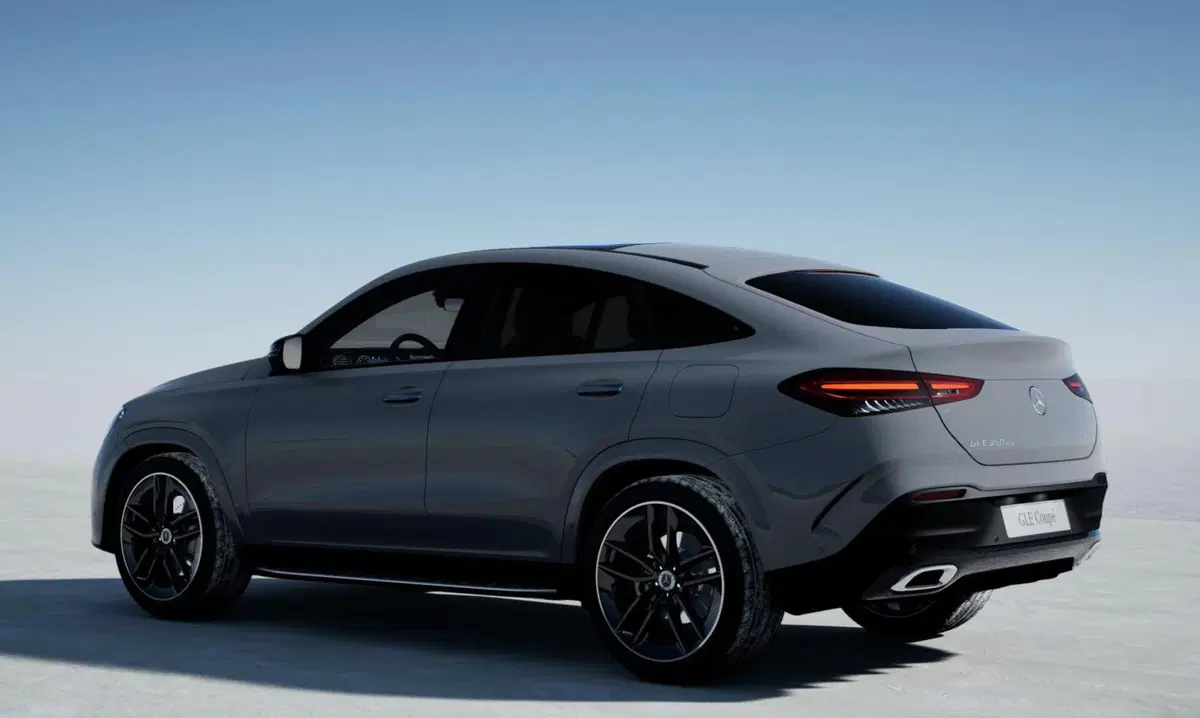 Mercedes-Benz GLE SUV nuova a Bergamo (4)