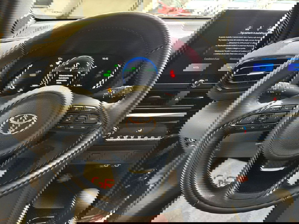 Toyota Yaris Cross usata a Modena (9)