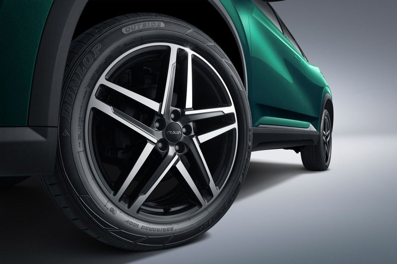 Dongfeng Mage  nuova a Bologna (10)