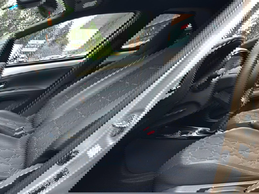 Toyota Aygo X usata a Bologna (8)