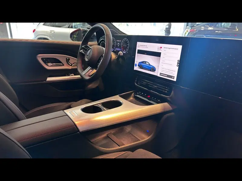 Mercedes-Benz CLA EQ nuova a Firenze (10)
