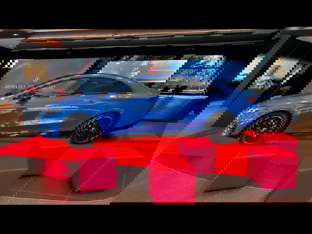 Mercedes-Benz CLA EQ nuova a Firenze (3)