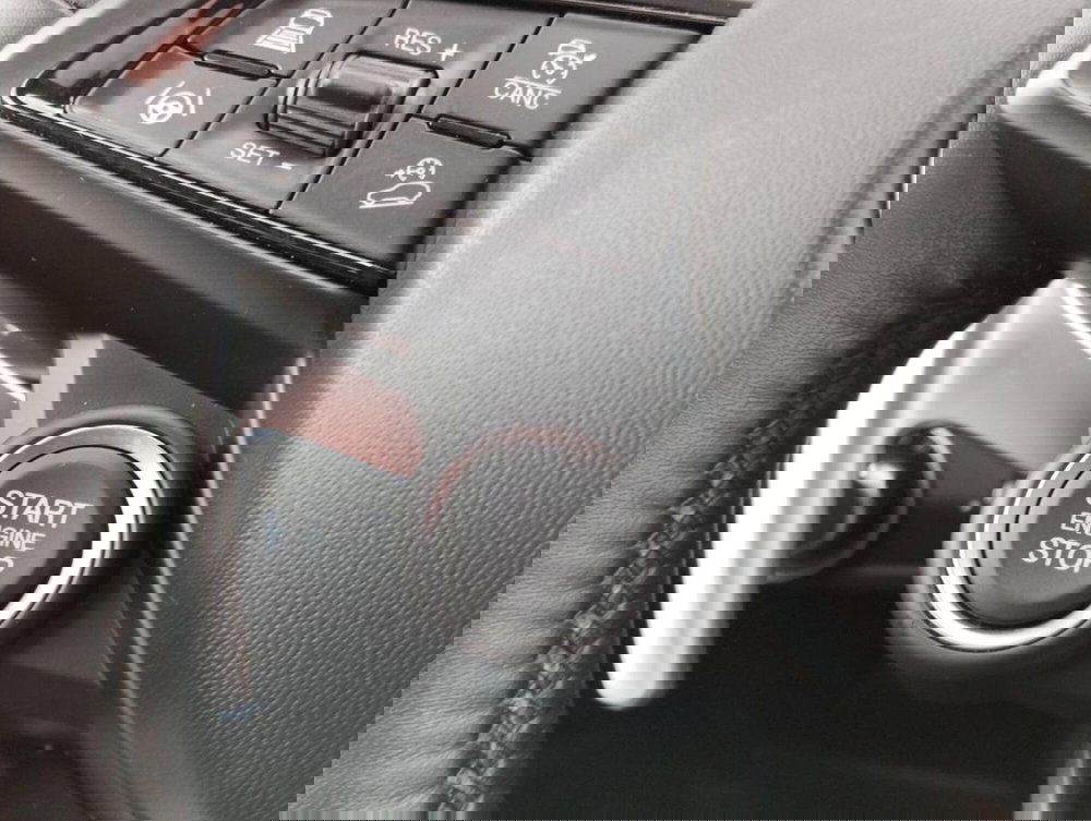 Alfa Romeo Stelvio usata a Como (13)