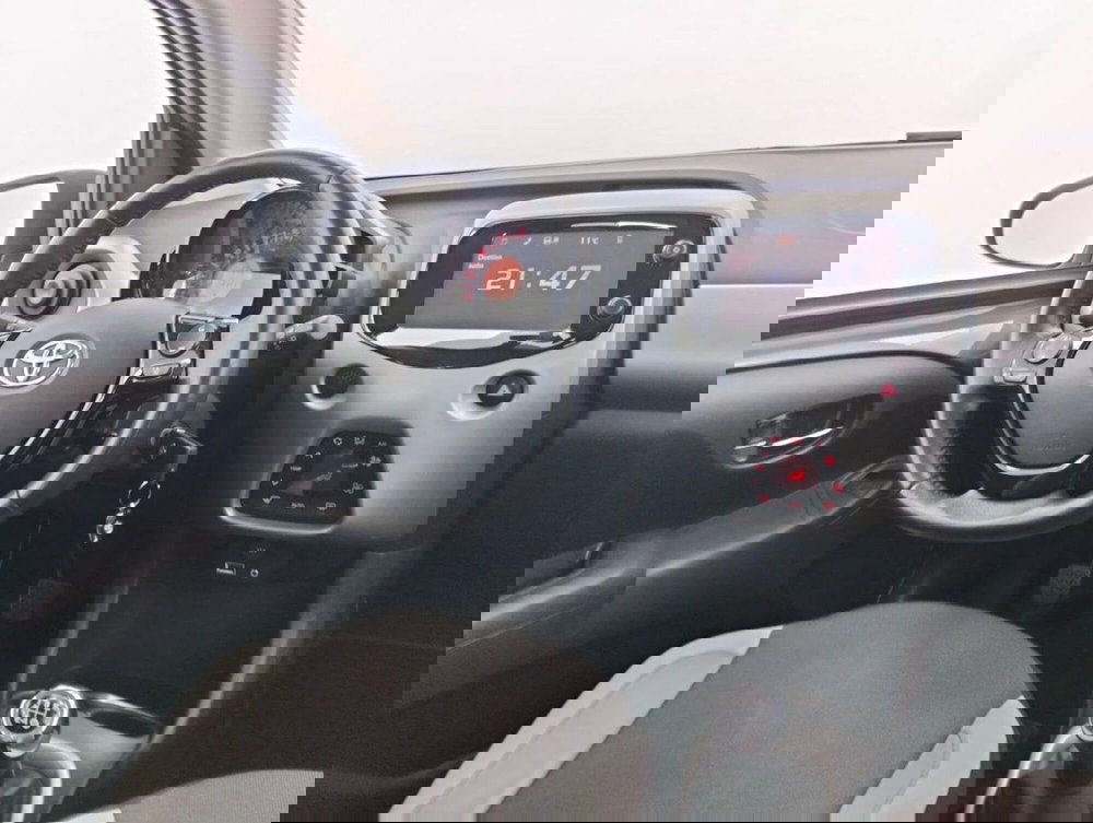 Toyota Aygo usata a Como (11)