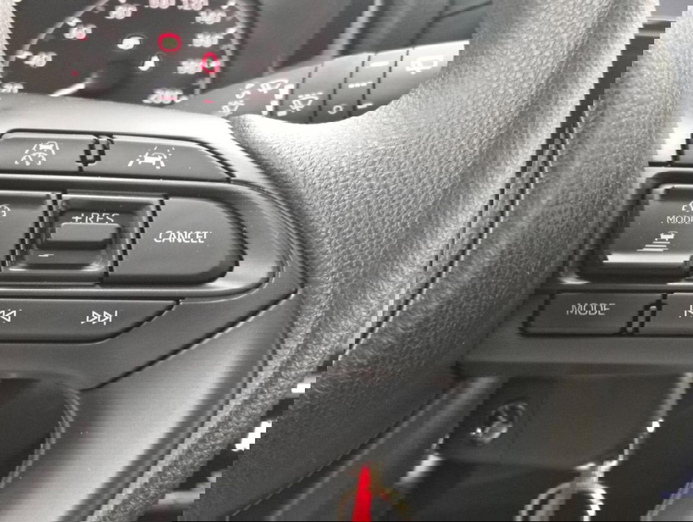 Mazda Mazda2 Hybrid nuova a Como (10)