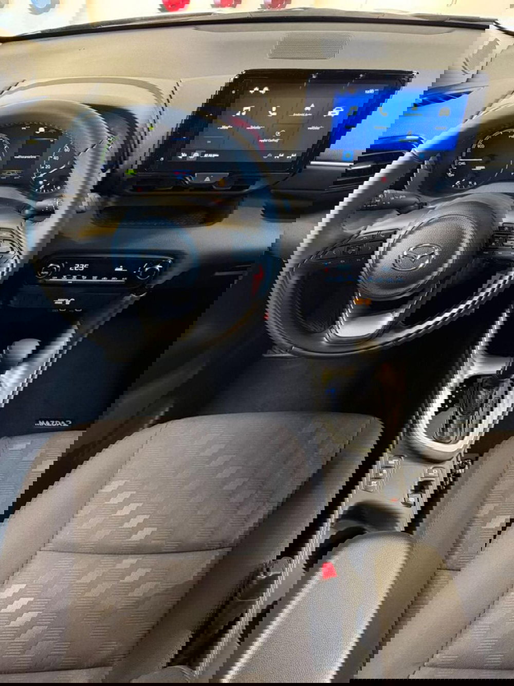 Mazda Mazda2 Hybrid nuova a Como (7)