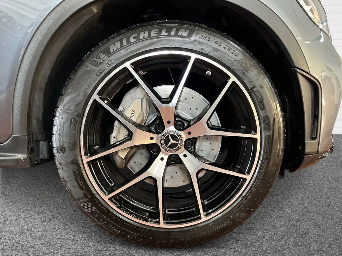 Mercedes-Benz GLC Coupé usata a Lecce (6)