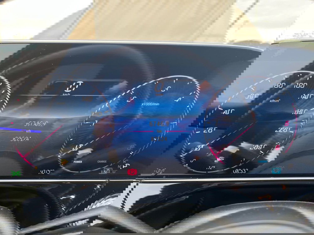 Mercedes-Benz Classe E usata a Matera (13)