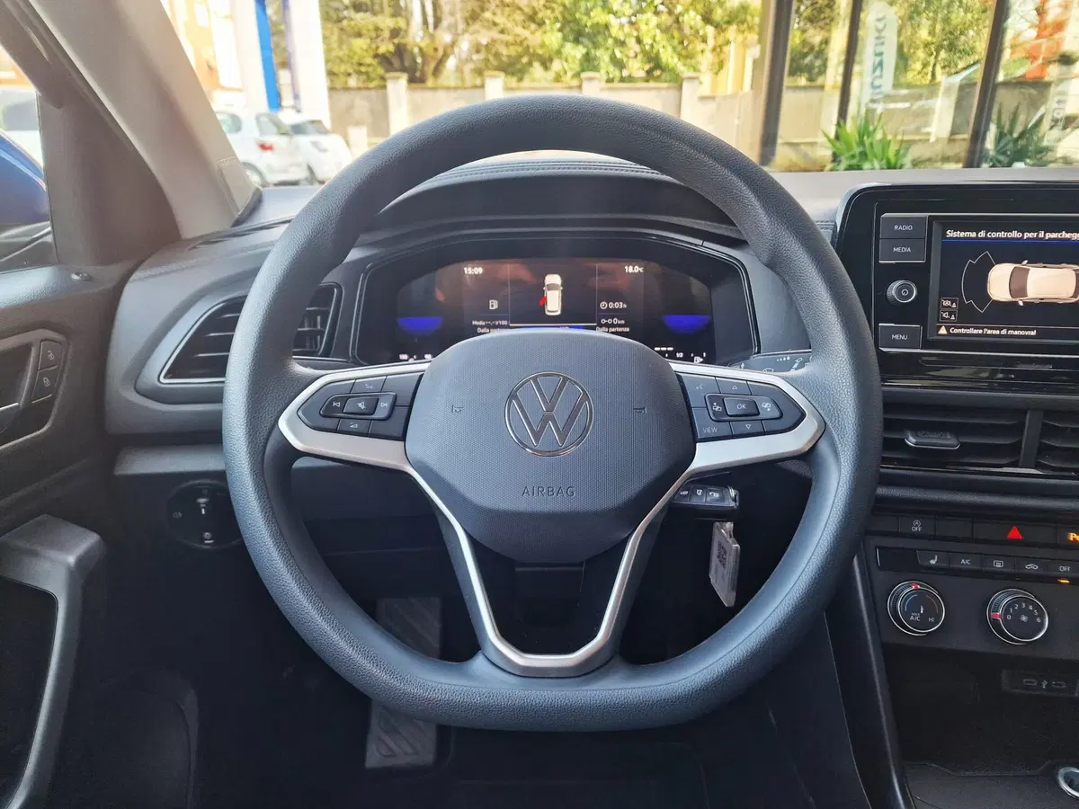 Volkswagen T-Roc usata a Milano (11)