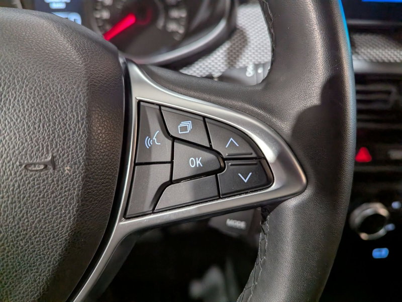 Dacia Jogger usata a Trento (12)