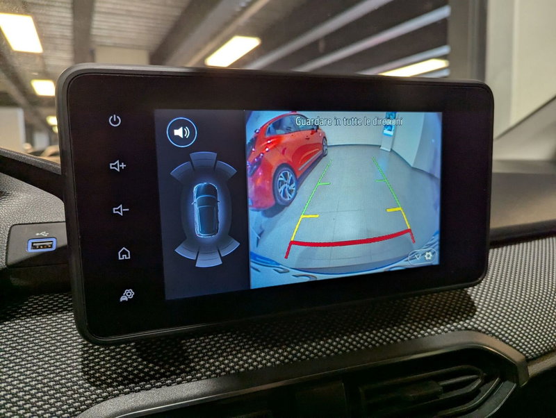 Dacia Jogger usata a Trento (14)