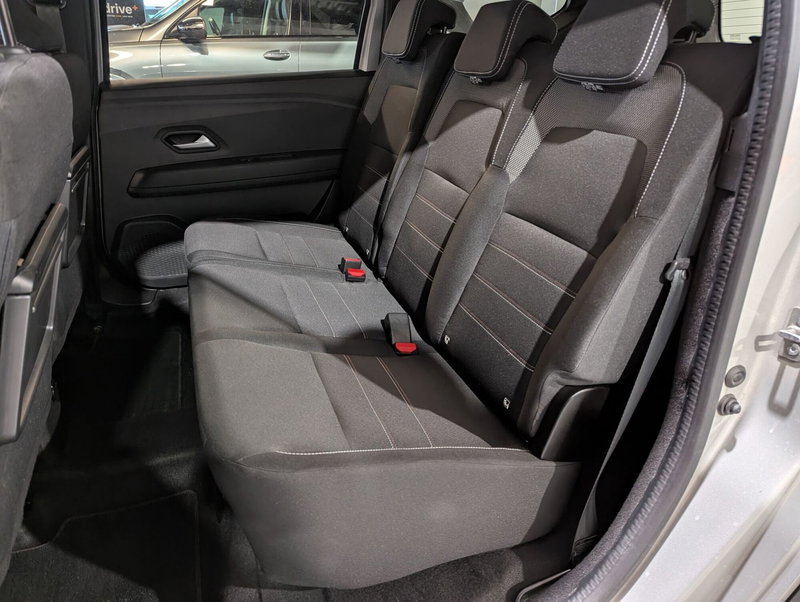 Dacia Jogger usata a Trento (16)