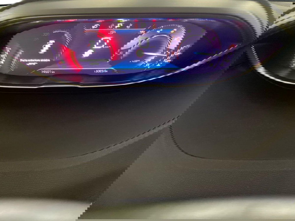 Peugeot 3008 usata a Macerata (9)