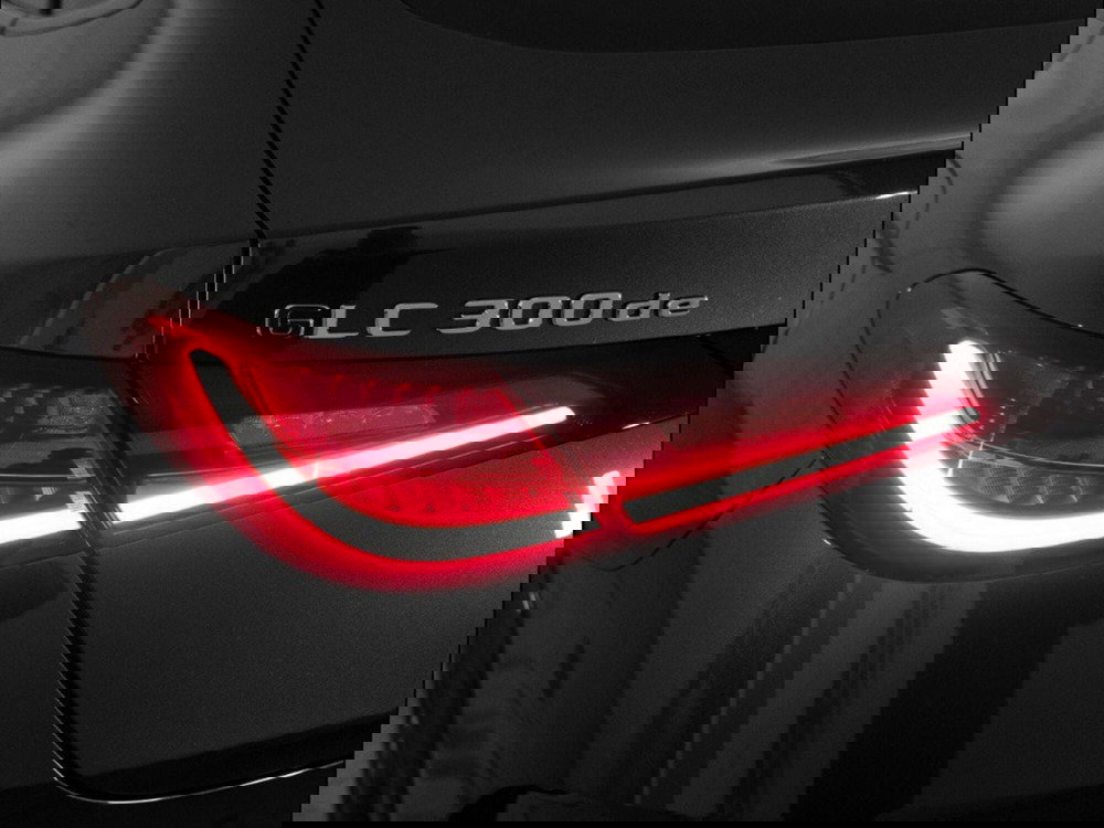 Mercedes-Benz GLC Coupé nuova a Macerata (8)